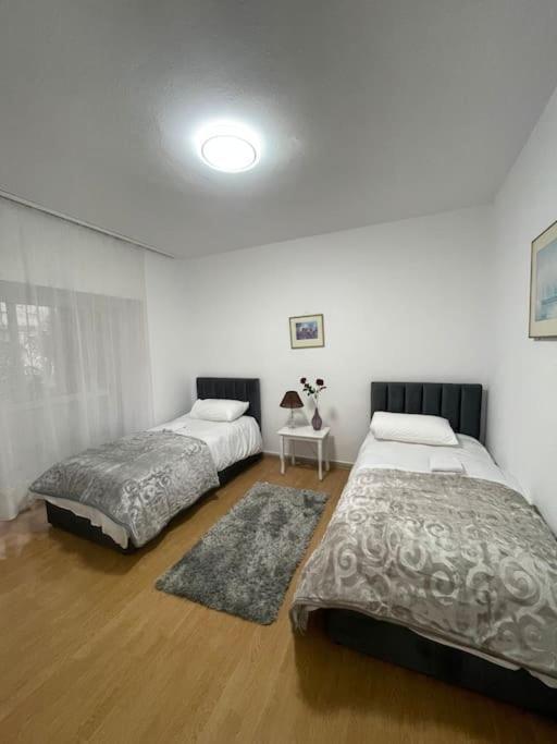 Apartment The Urbanite